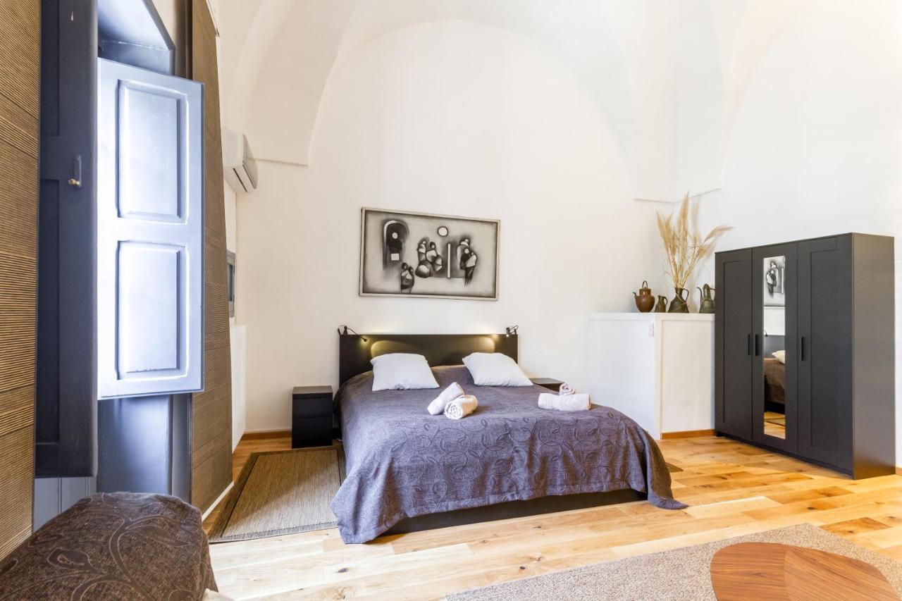 Lecce Center Charming Flat With Terrace Daire Dış mekan fotoğraf